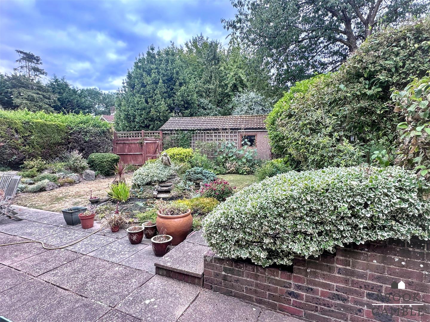 2 Bedroom House. Church Street in Eastbourne,  32